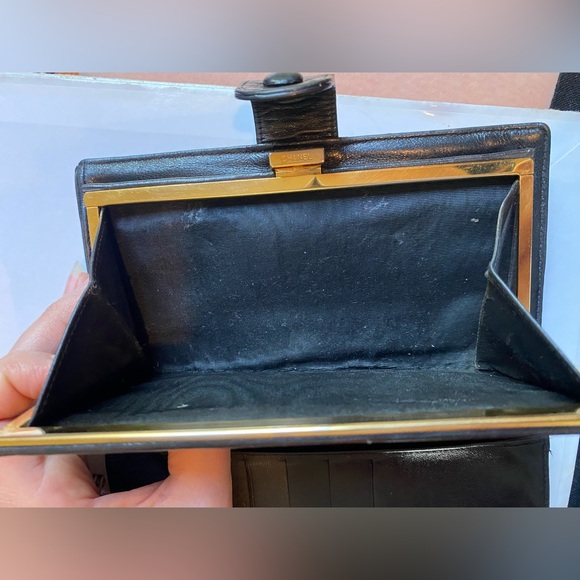 Chanel Interlocking CC Long wallet - Picture 3 of 8